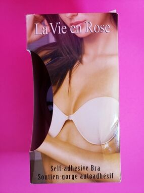 La Vie En Rose Strapless Self-Adhesive Bra - BLACK